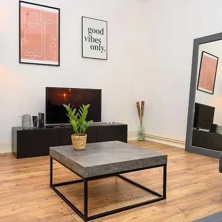 Apartment Cosy Avec Jardin *