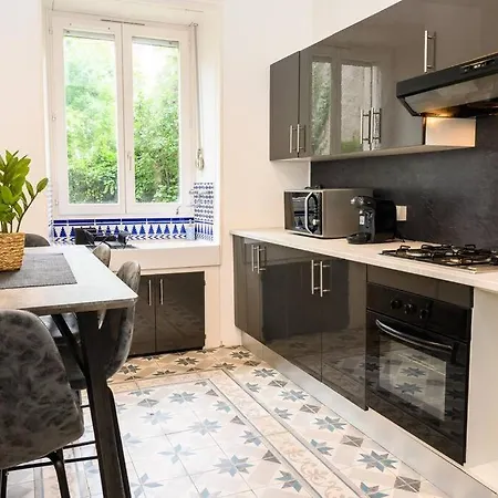 Cosy Avec Jardin Apartman *